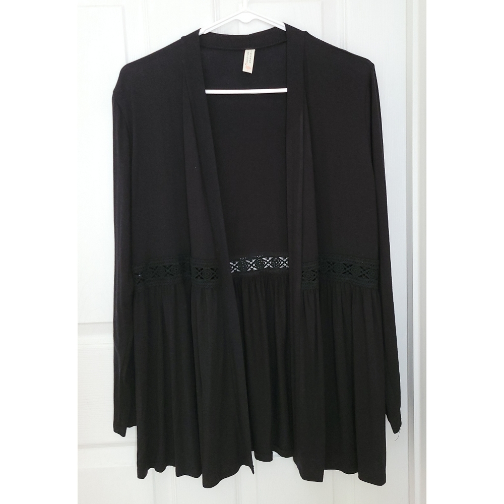 Urban Flamingo Black Stretch Cardigan Small